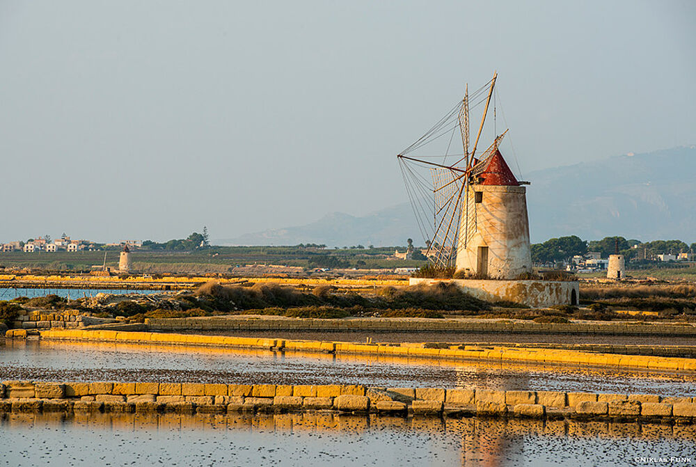 Windmühle an der Lagune Lostagnone