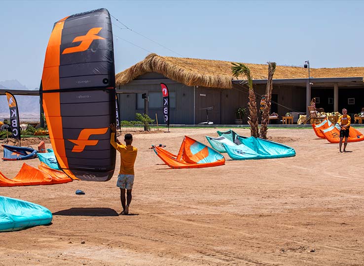 Deposito Materiale Kitesurf - KBC Ras Soma Servizio Mar Rosso