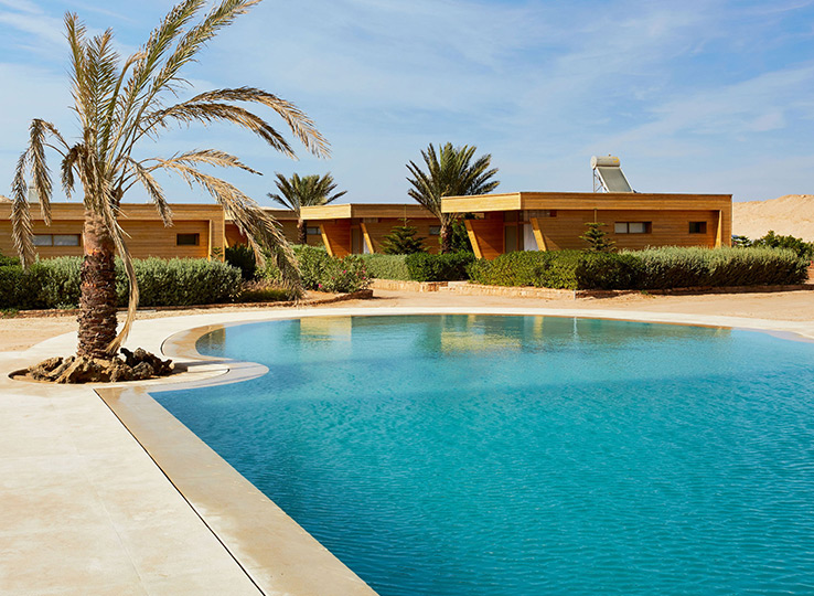 Struttura piscina di lusso MAR per kitesurfisti - villa moderna con piscina, palme, destinazione perfetta kitesurf