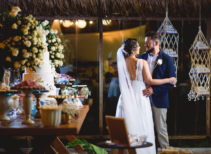 Het team van Pousada Maré Alta organiseert droombruiloften met een romantische huwelijksceremonie op het strand, livemuziek, prachtige decoraties en een spetterend feest met Braziliaanse lekkernijen en drankjes.   Natuurlijk kun je hier ook andere gelegenheden vieren, zoals evenementen, verjaardagen of zwembadfeestjes. En je gasten verblijven direct ter plaatse.