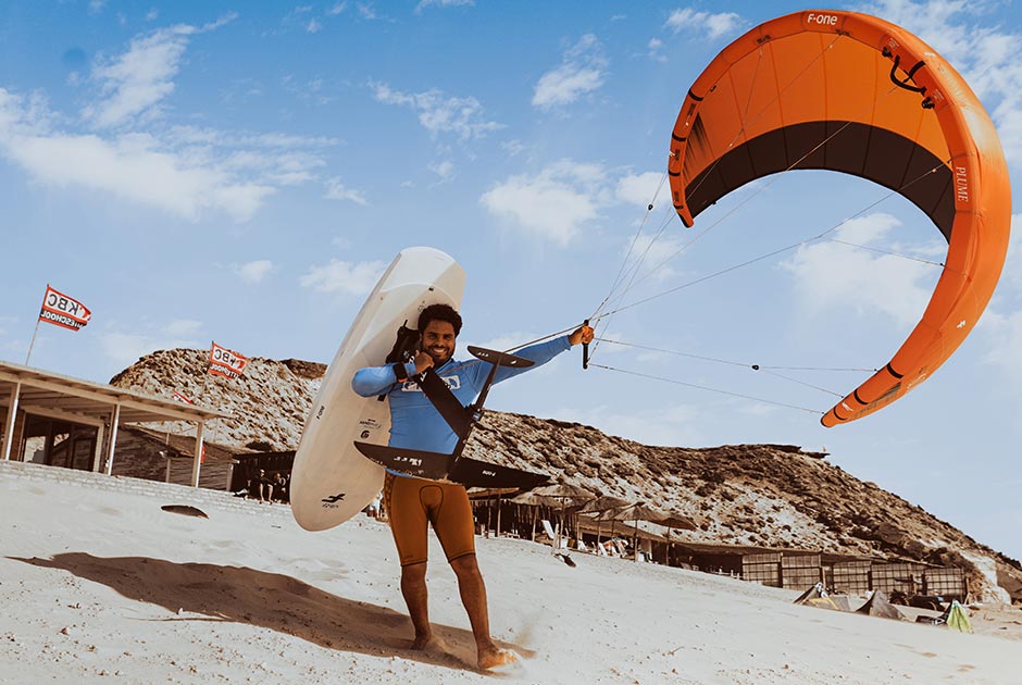 K-Wing Foiling courses at the wingfoil school at the Dakhla lagoon, KBC Dakhla and New Spirit Dakhla